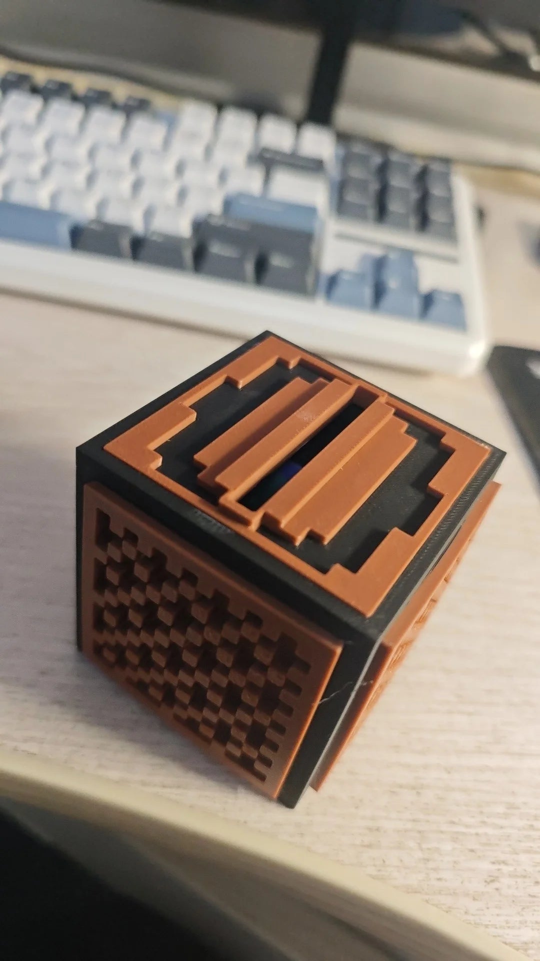 Redstone Music Box Jukebox Pixel Block Model Desktop Figure Toy Tabletop Decor For Kids Teens Gamers Fun Birthday Gift
