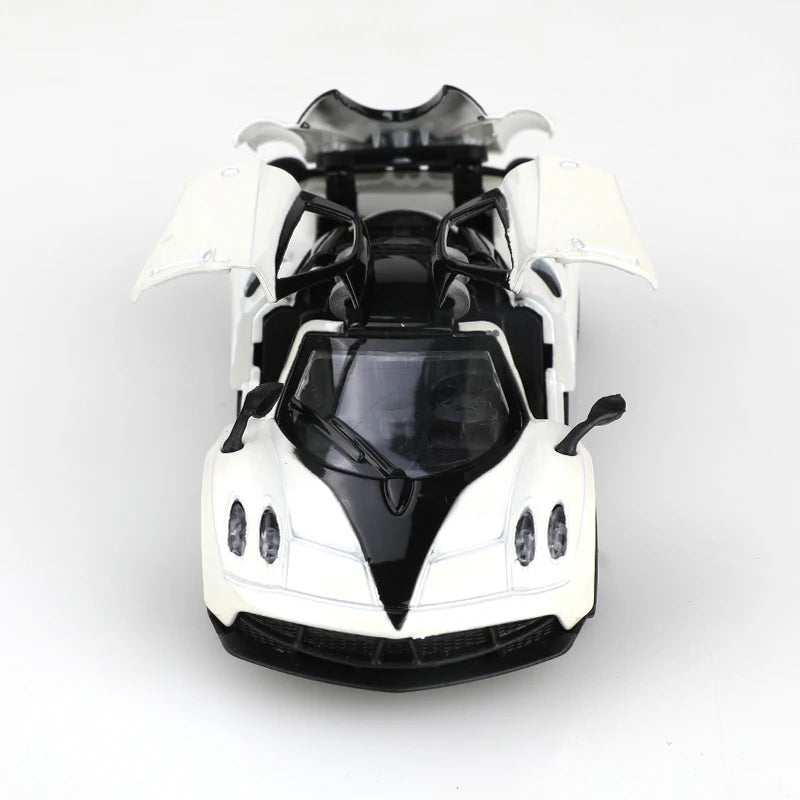 (Bagged) 1/43 scale gold pullback racing car, die-cast metal, three doors that open. Exquisite boy toy, mini pocket toy car.